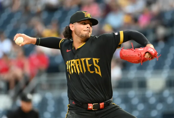 Jones throws 6 strong innings, Mangum doubles in run in Pirates’ win over LA